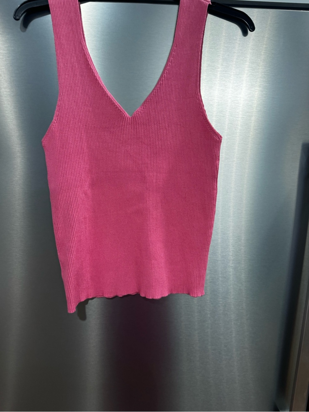 Ribbed V-Neck Tank Top - Pink